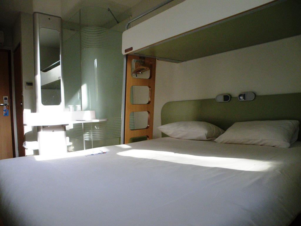 Ibis Budget Montauban Les Chaumes Oda fotoğraf
