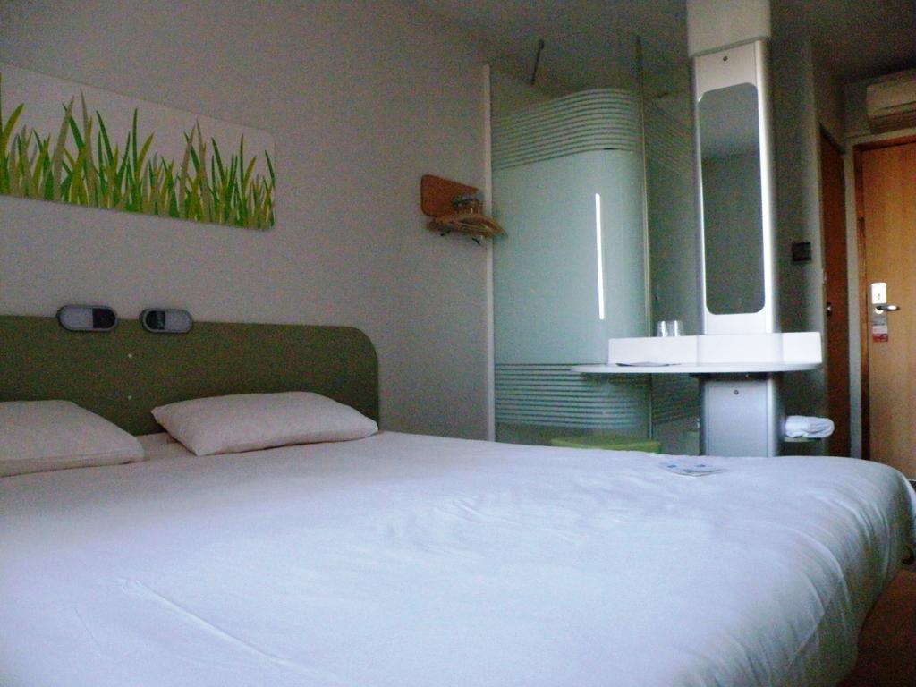 Ibis Budget Montauban Les Chaumes Oda fotoğraf